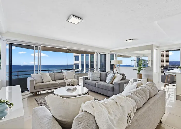 Stunning Ocean Views In 2 Bedroom Unit At Zenith - Q Stay