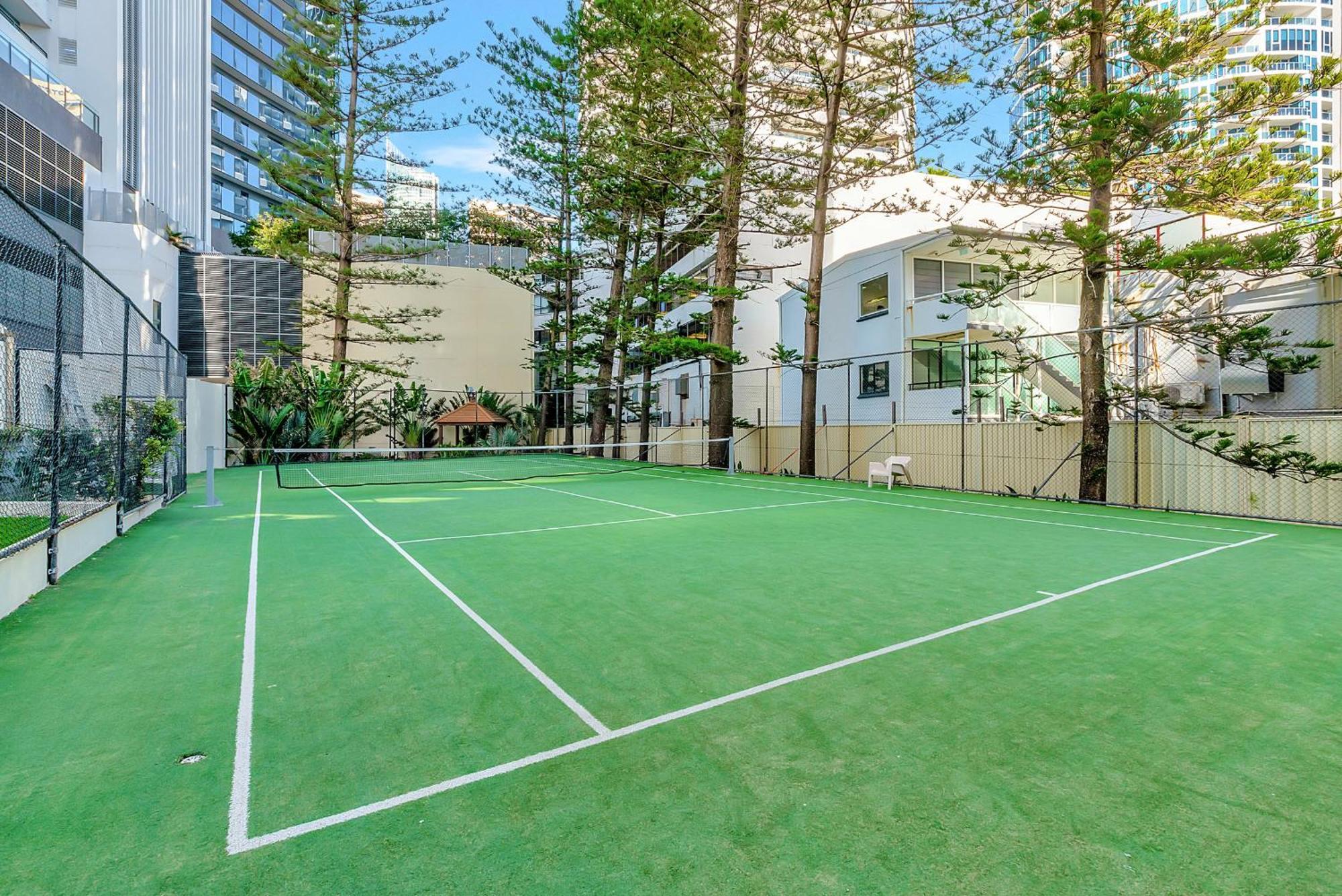 Apartment Stunning Ocean Views In 2 Bedroom Unit At Zenith - Q *
