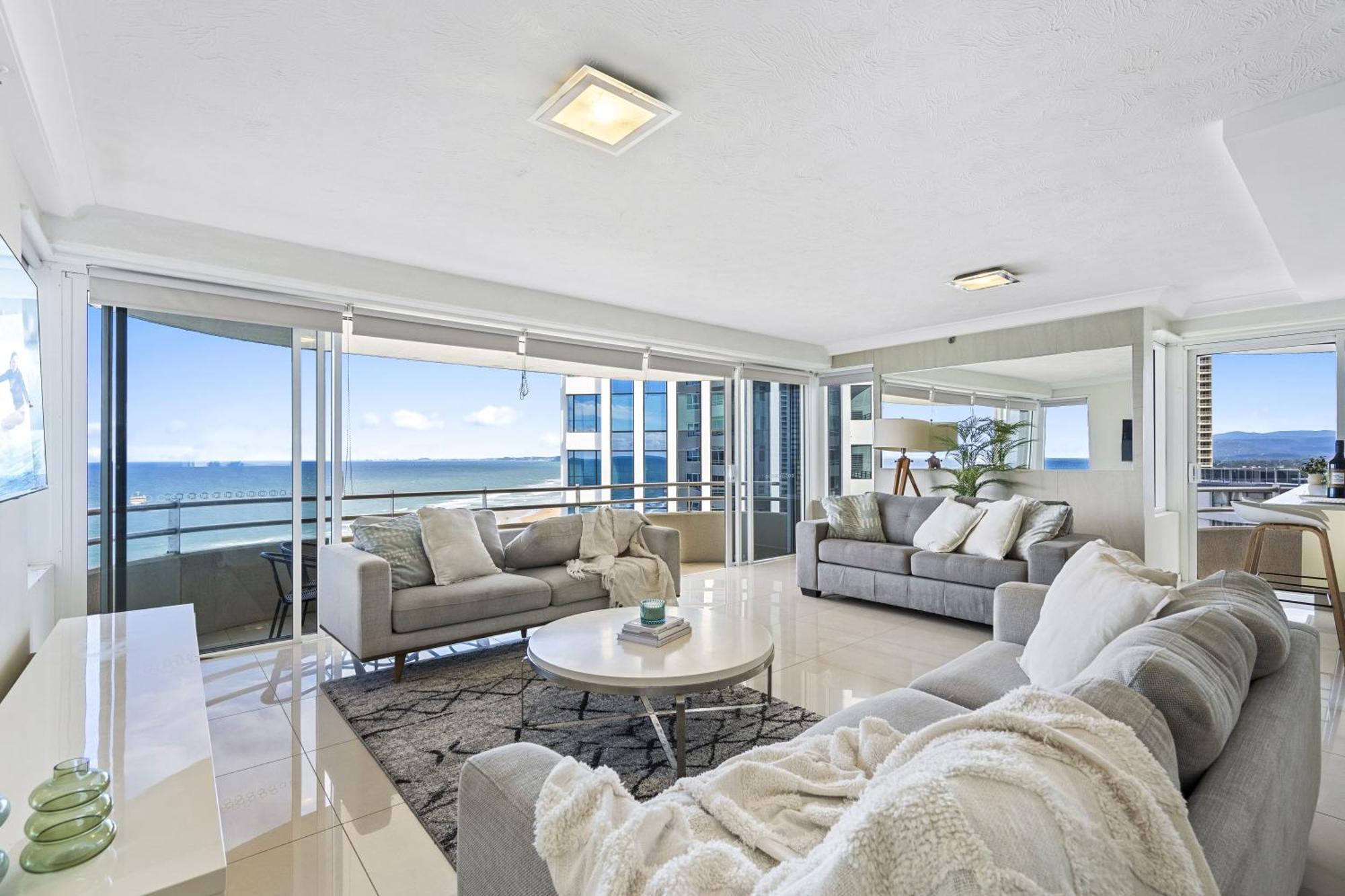 Apartment Stunning Ocean Views In 2 Bedroom Unit At Zenith - Q Gold Coast